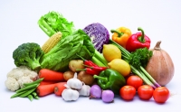 Wie Fremde gesündere Ernährungsentscheidungen fördern - Quelle: Okea/Fotolia